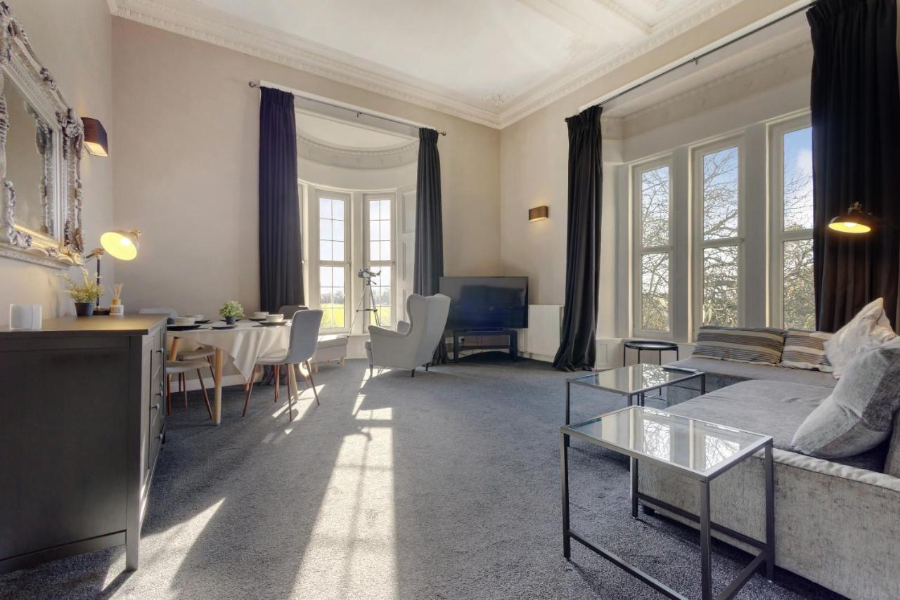 Beautiful 2 To 3 Bed Apartment With Stunning Views! Ayr Bagian luar foto